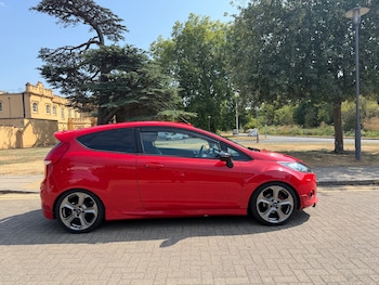 Used Ford Fiesta 2012 for sale - 79537658: Photo
