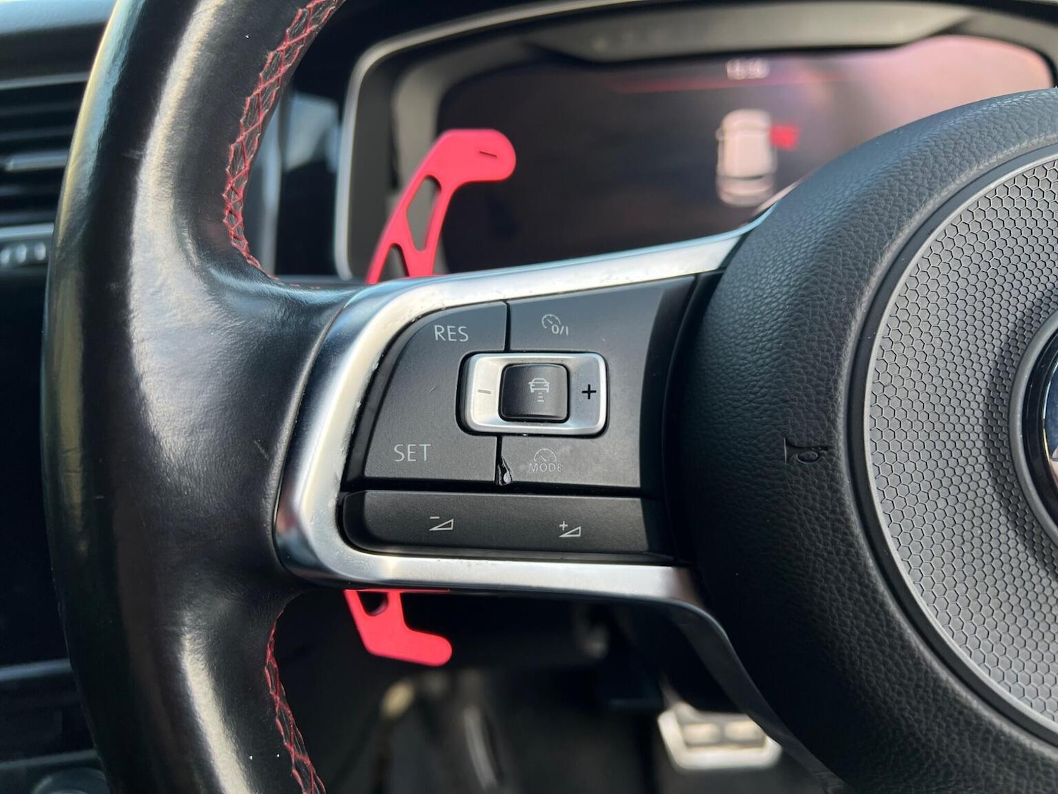 Used Volkswagen Golf 2016 for sale - 77303806: Photo 17