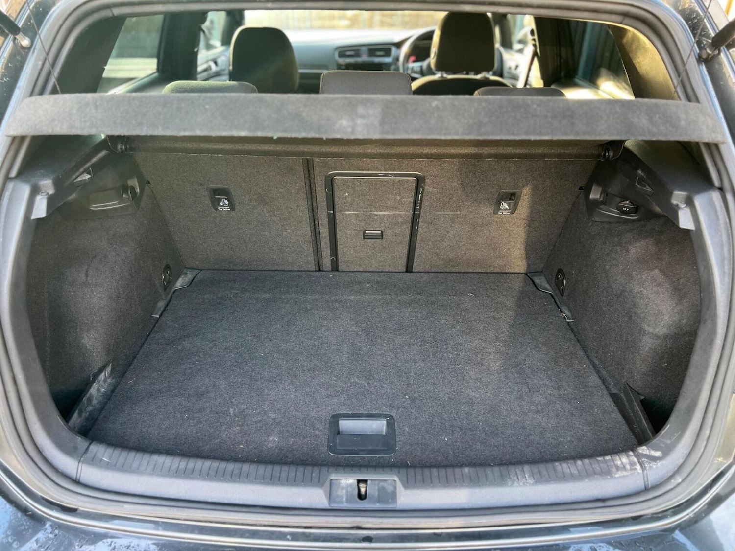 Used Volkswagen Golf 2016 for sale - 77303806: Photo 30