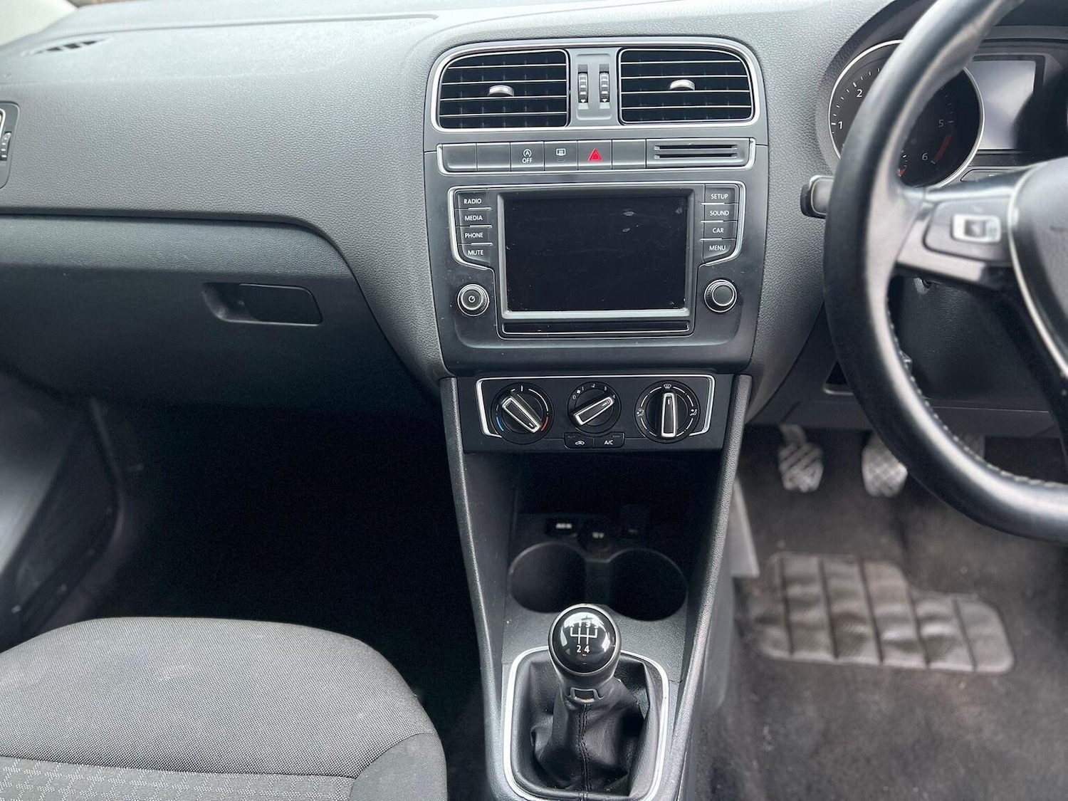 Used Volkswagen Polo 2014 for sale - 77303802: Photo 8