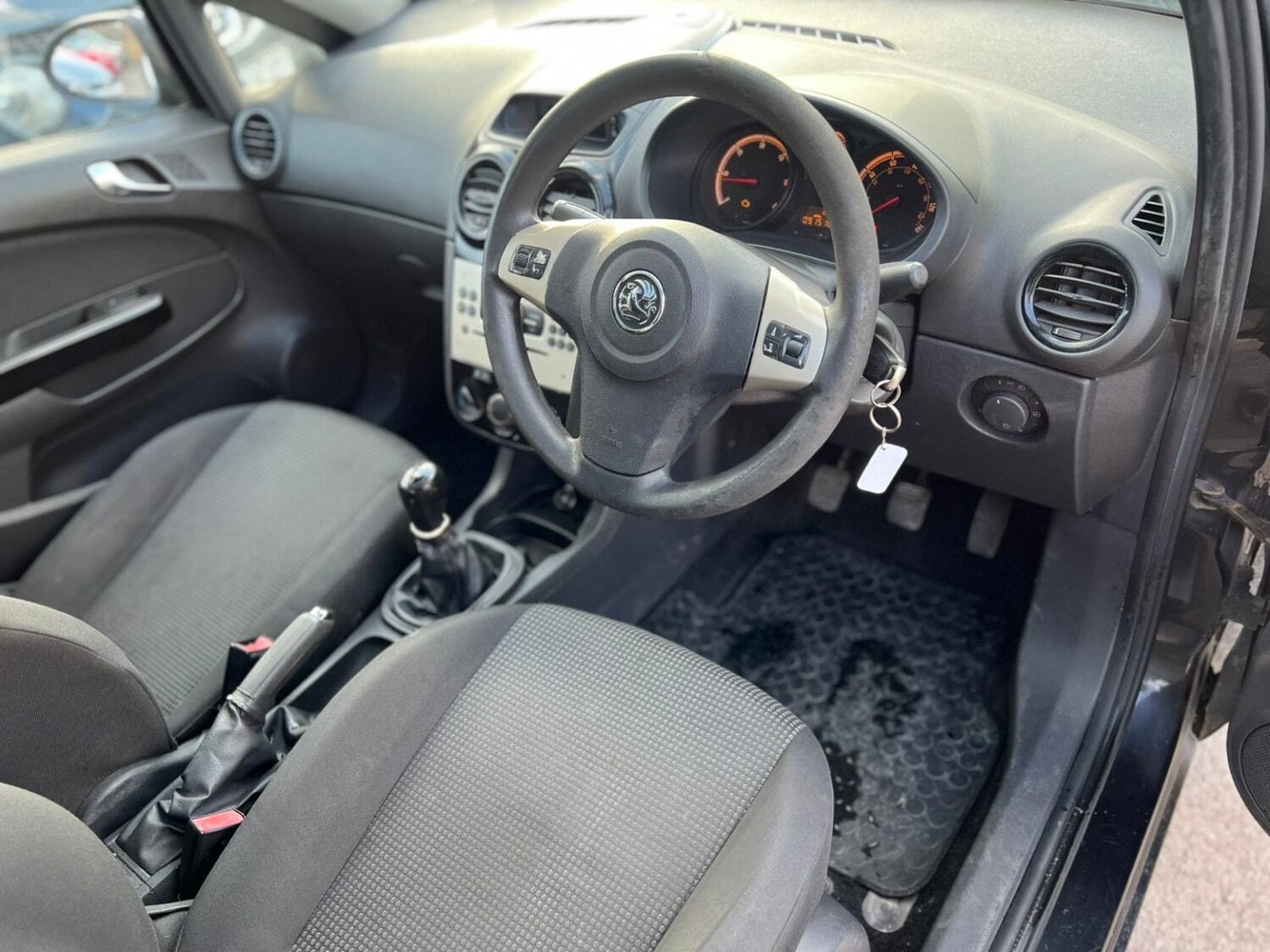 Used Vauxhall Corsa 2008 for sale - 78149677: Photo 18