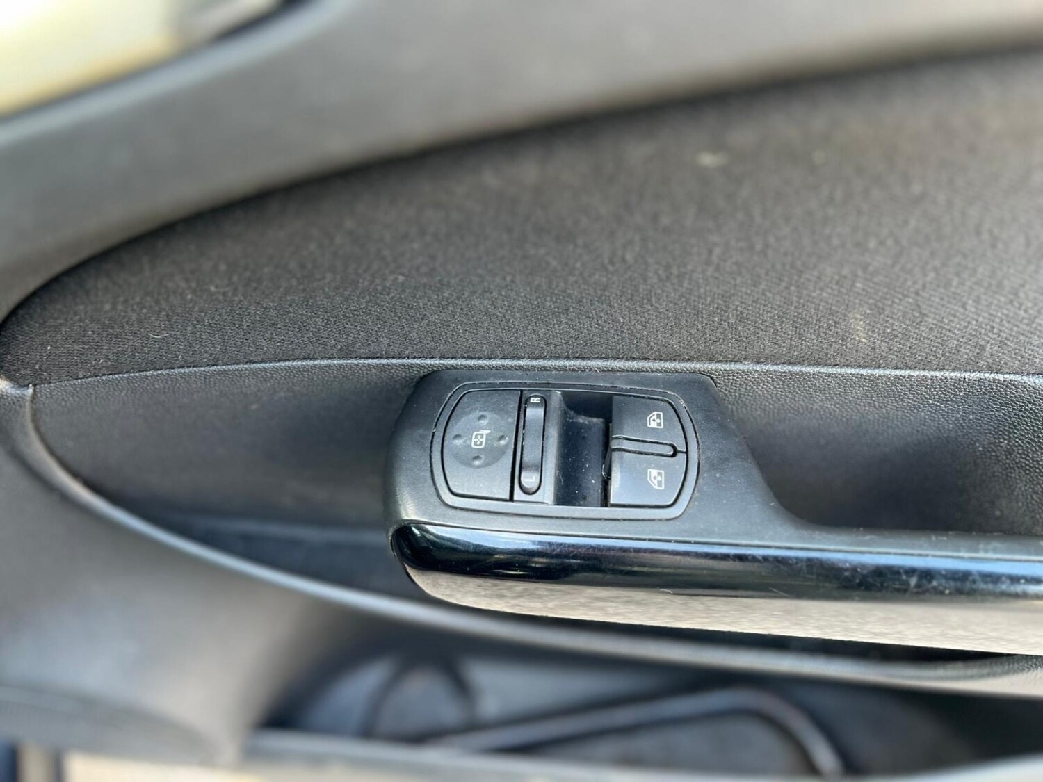 Used Vauxhall Corsa 2008 for sale - 78149677: Photo 32