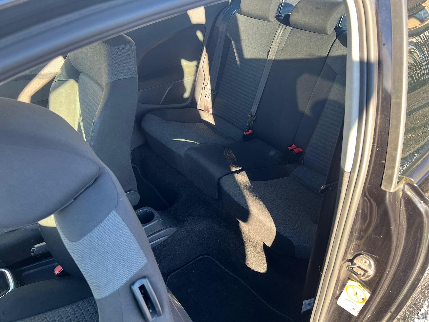 Used Volkswagen Polo 2010 for sale - 77303803: Photo 11