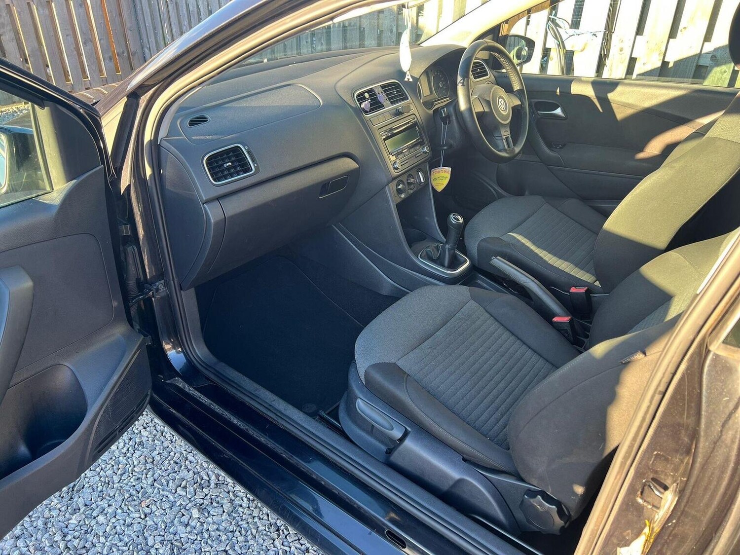 Used Volkswagen Polo 2010 for sale - 77303803: Photo 23