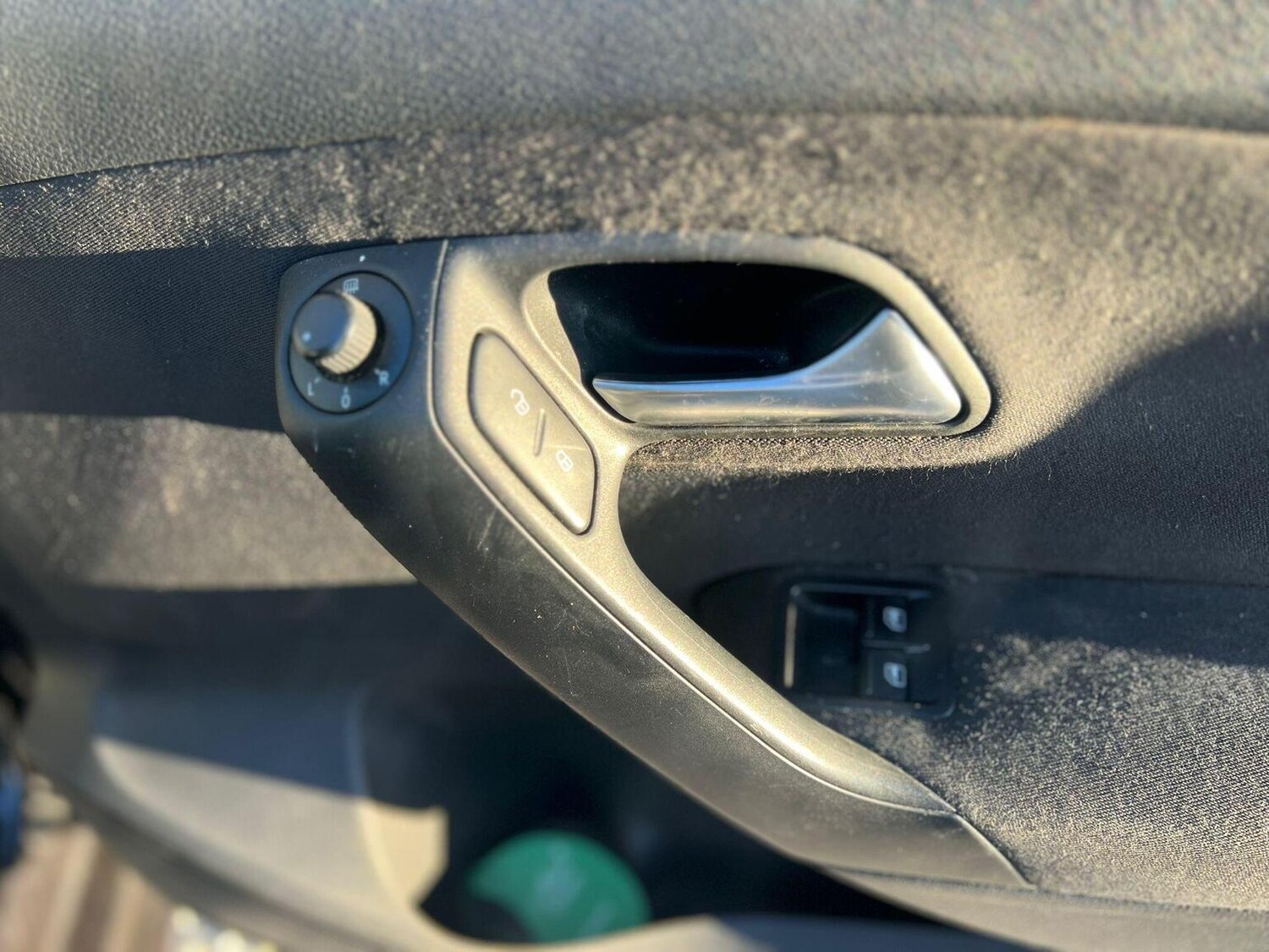 Used Volkswagen Polo 2010 for sale - 77303803: Photo 25