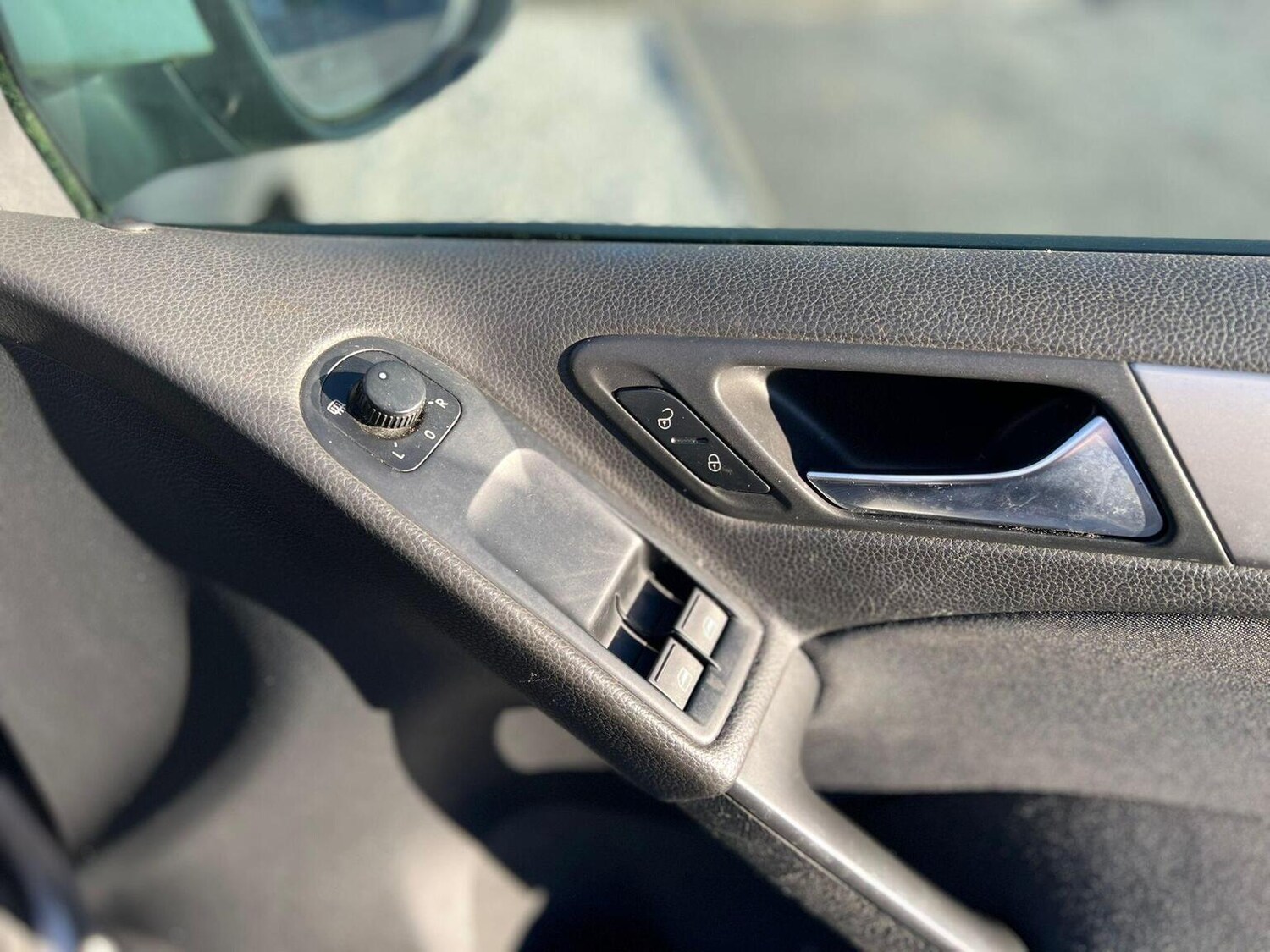 Used Volkswagen Golf 2009 for sale - 77303811: Photo 21