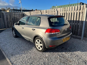 Used Volkswagen Golf 2009 for sale - 77303811: Photo