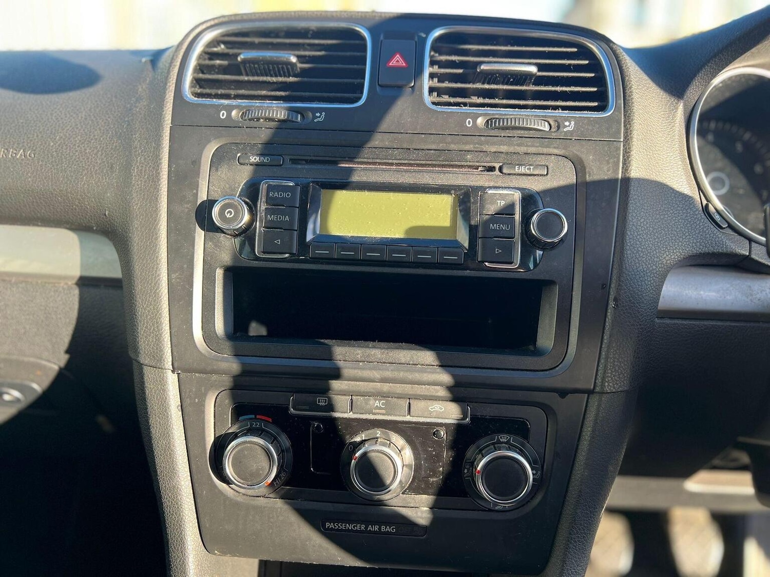 Used Volkswagen Golf 2009 for sale - 77303811: Photo 9