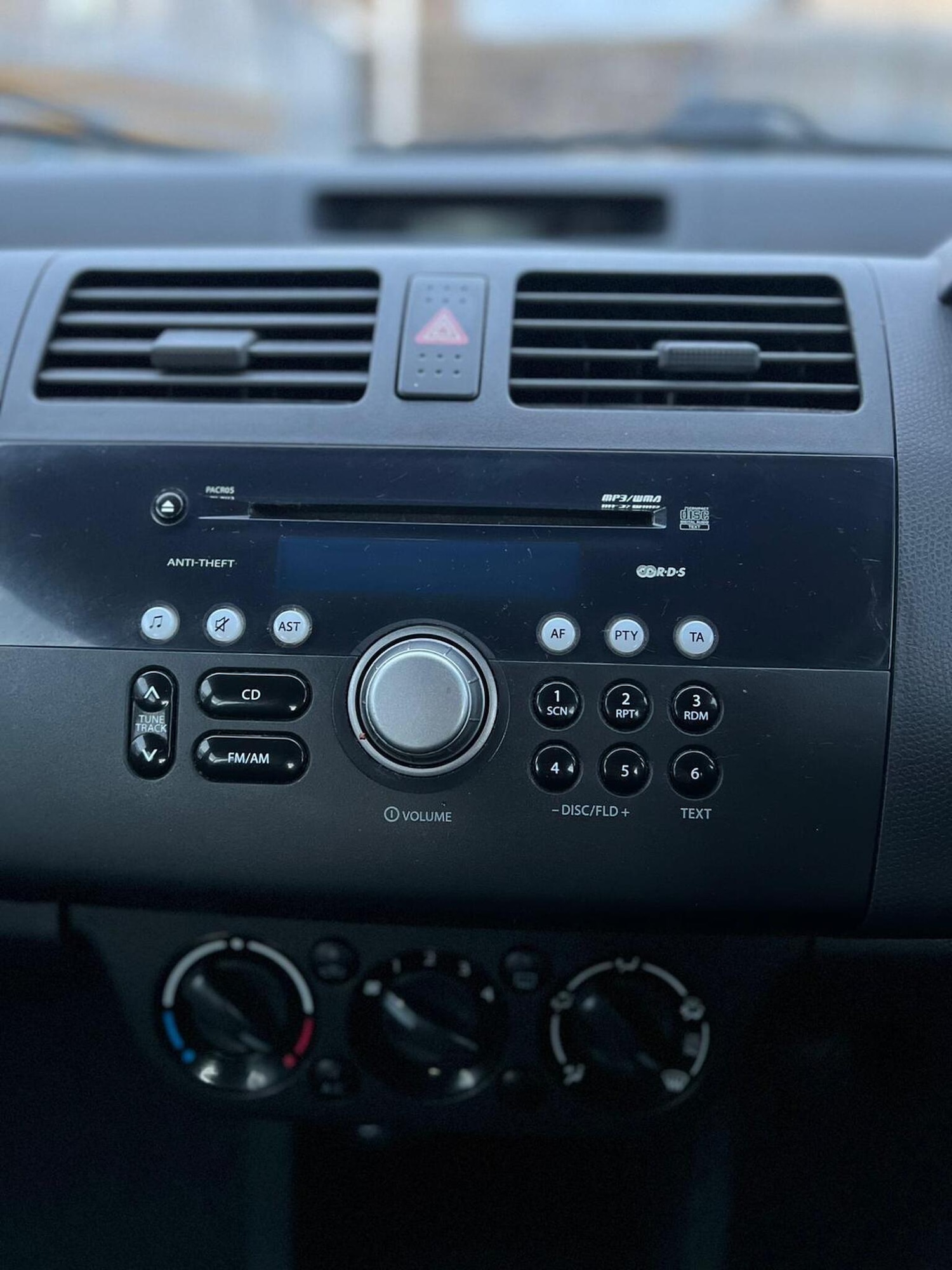 Used Suzuki Swift 2009 for sale - 77303805: Photo 22