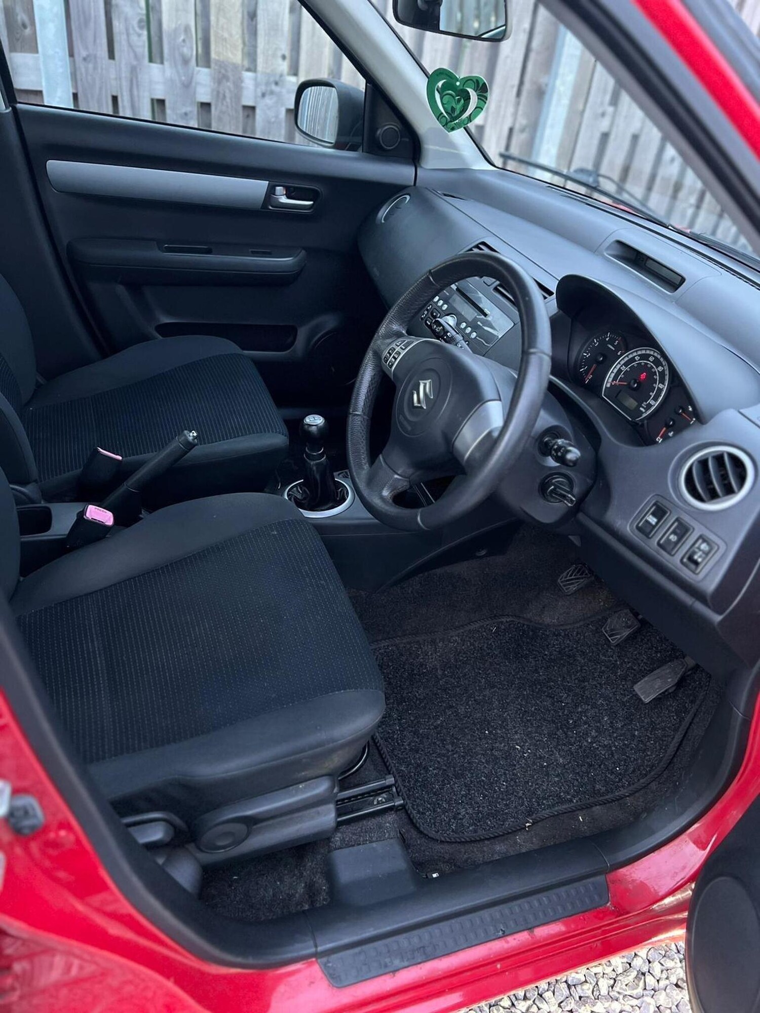 Used Suzuki Swift 2009 for sale - 77303805: Photo 8