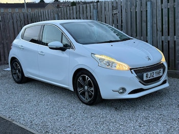 Used Peugeot 208 2012 for sale - 78687842: Photo