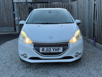 Used Peugeot 208 2012 for sale - 78687842: Photo