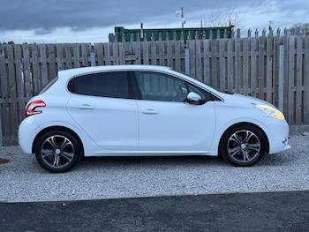 Used Peugeot 208 2012 for sale - 78687842: Photo