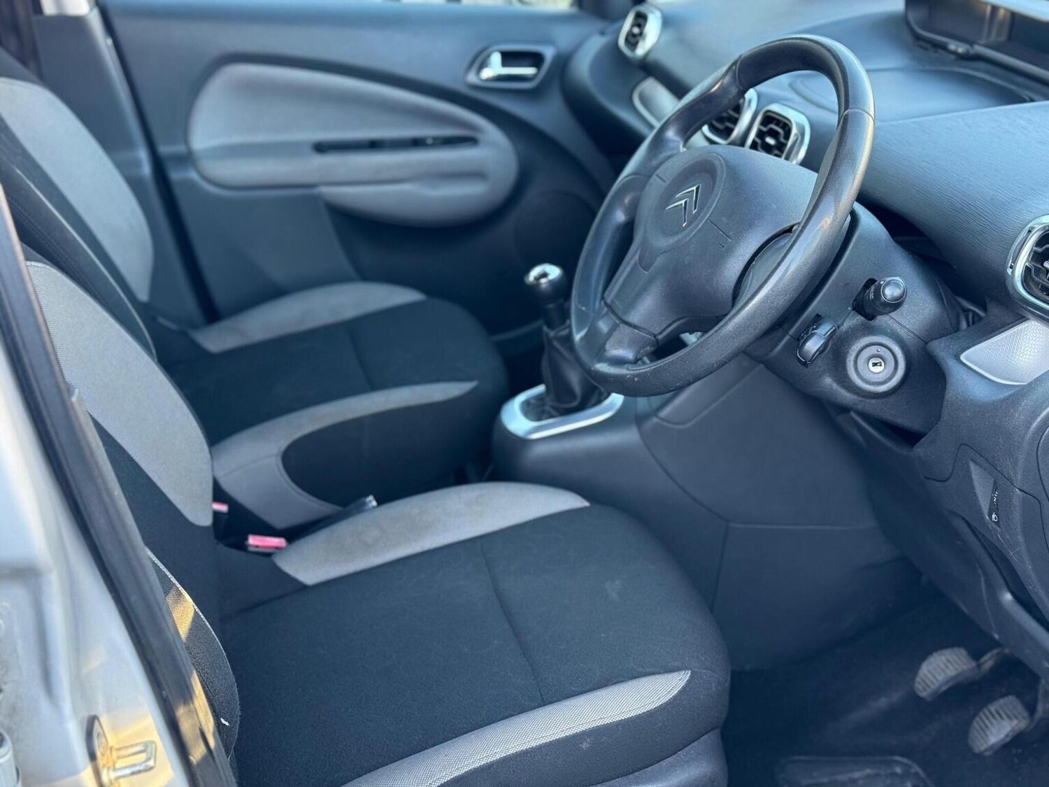 Used Citroen C3 Picasso 2012 for sale - 77303716: Photo 23