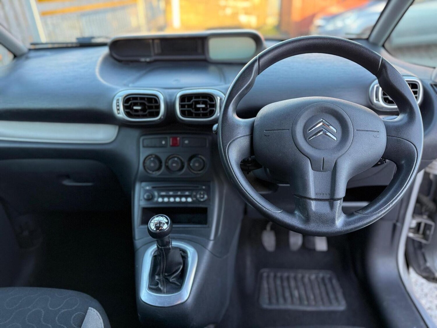 Used Citroen C3 Picasso 2012 for sale - 77303716: Photo 8