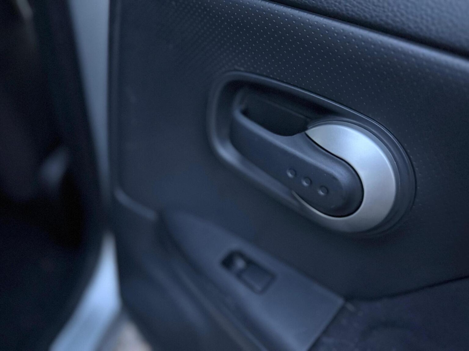 Used Nissan Note 2009 for sale - 77303808: Photo 14