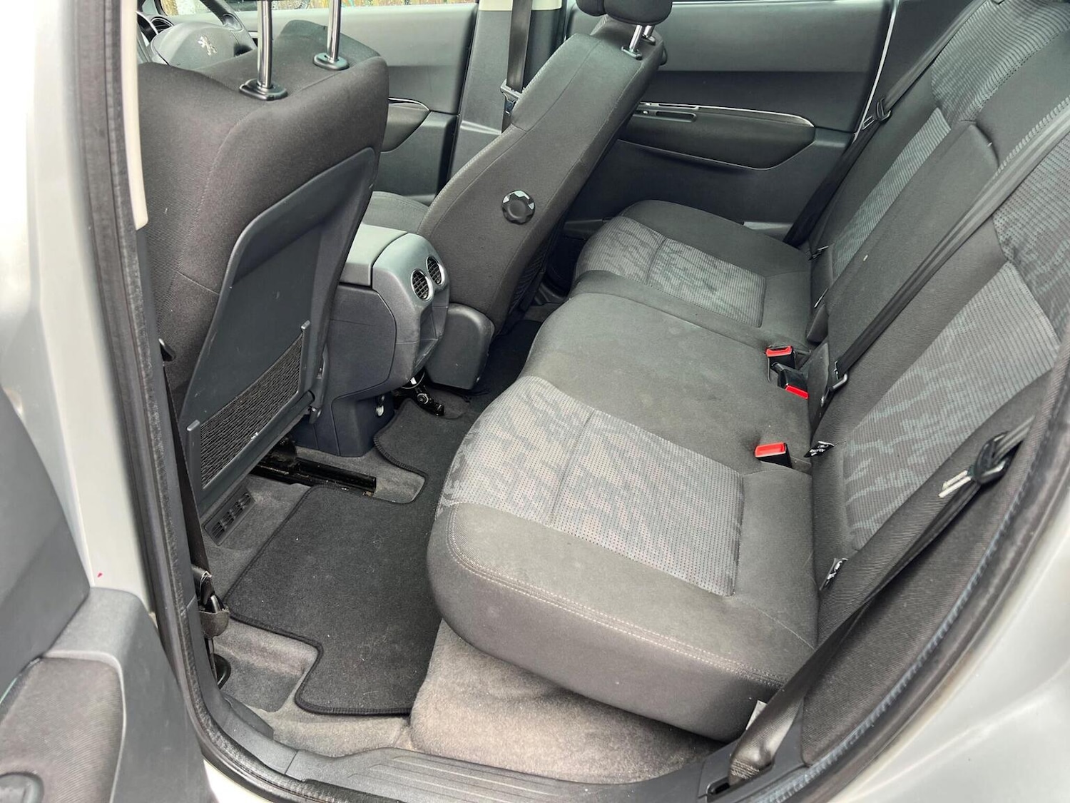 Used Peugeot 3008 2011 for sale - 77303690: Photo 14