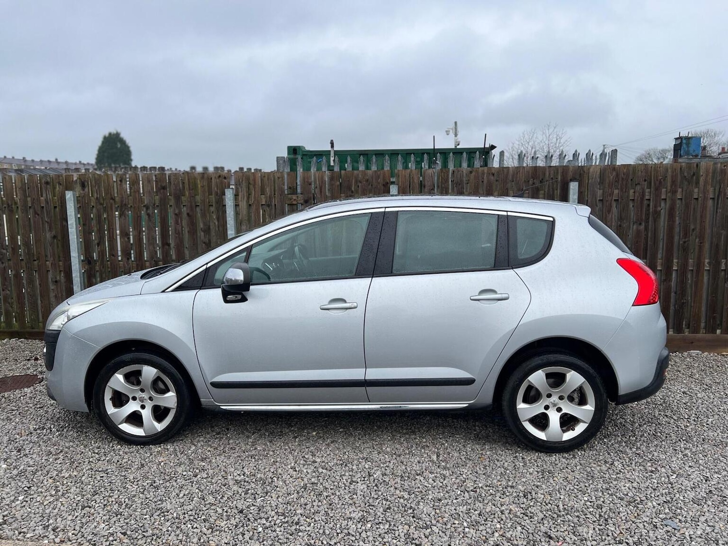 Used Peugeot 3008 2011 for sale - 77303690: Photo 5