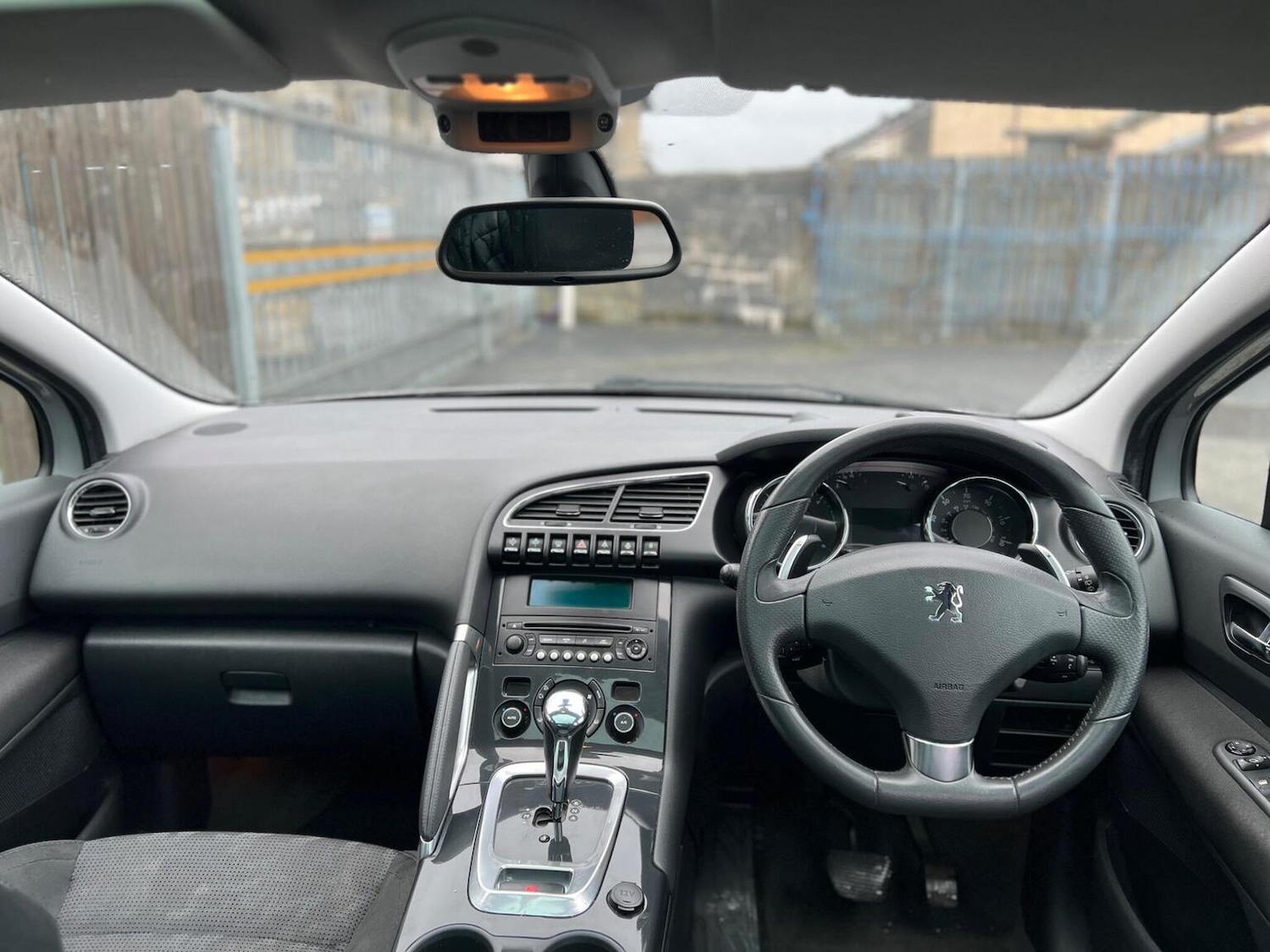 Used Peugeot 3008 2011 for sale - 77303690: Photo 7