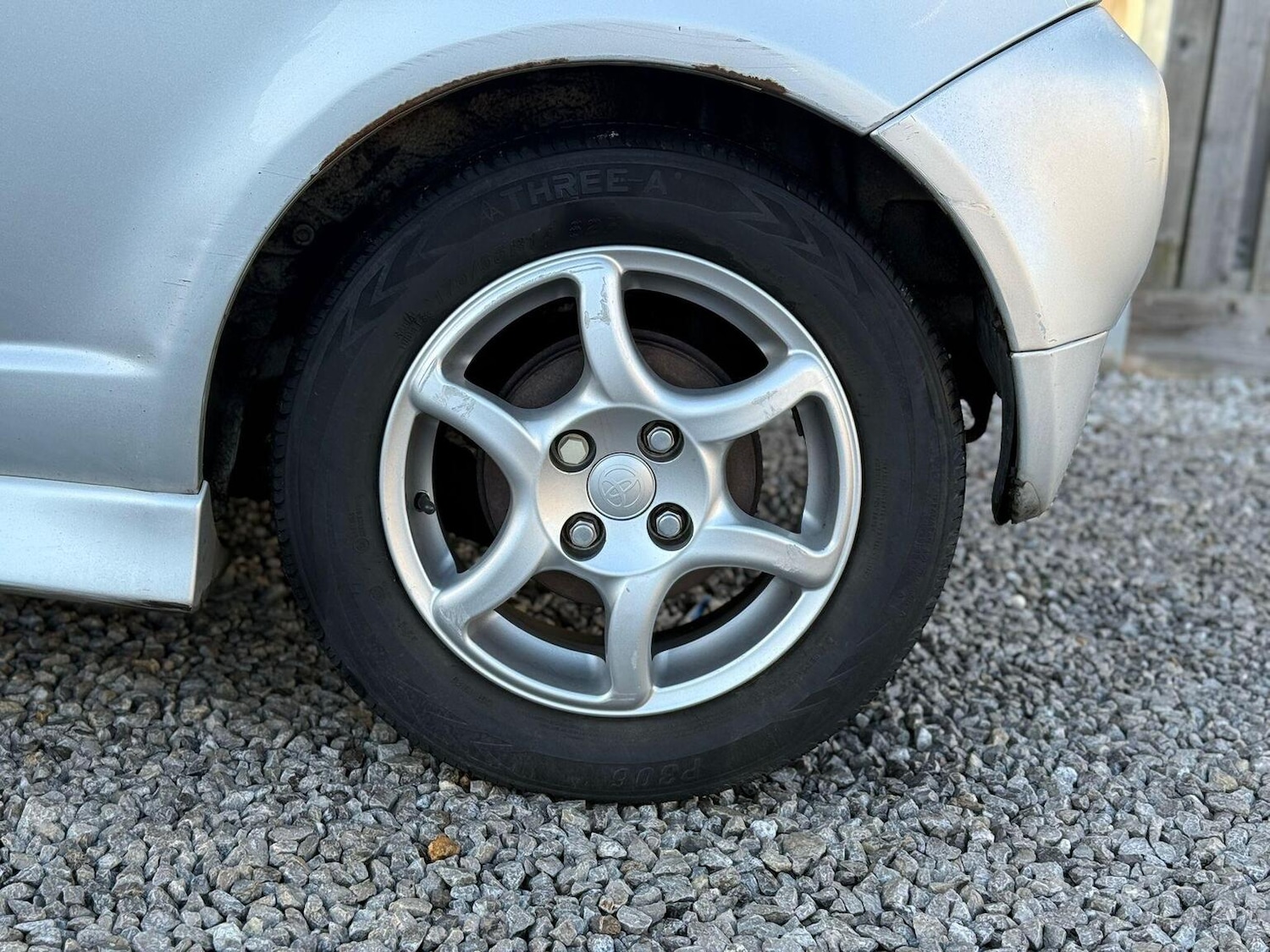 Used Toyota Yaris 2002 for sale - 77303622: Photo 21