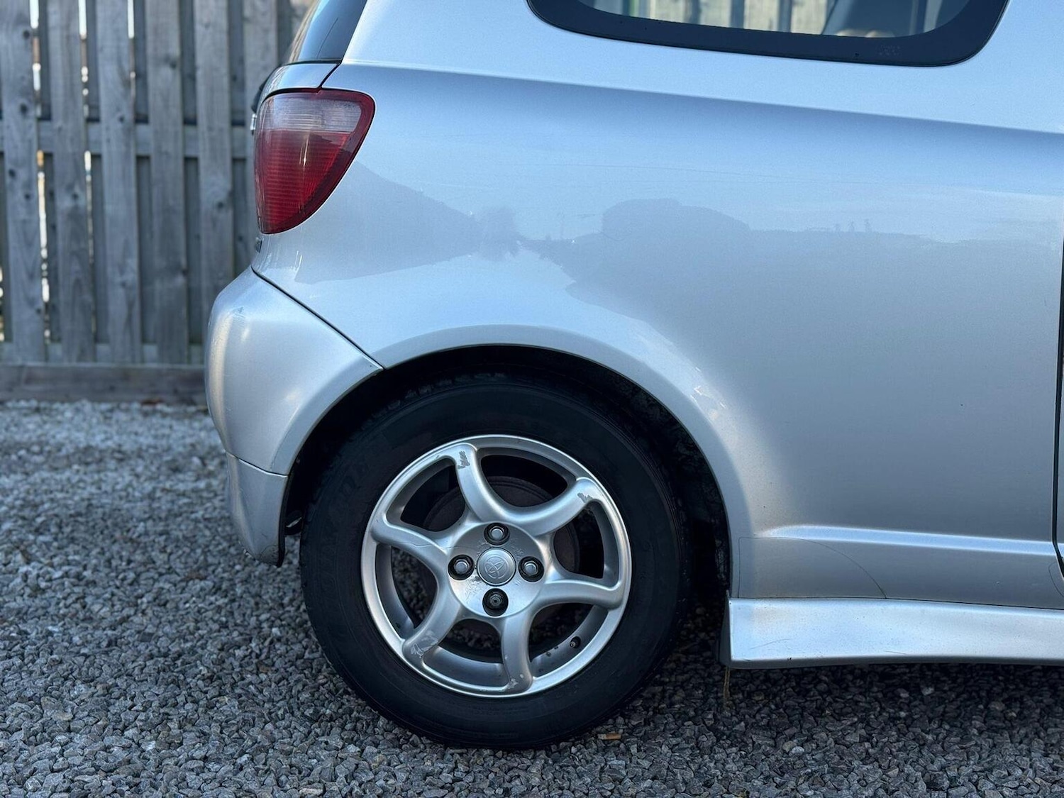 Used Toyota Yaris 2002 for sale - 77303622: Photo 22