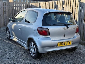 Used Toyota Yaris 2002 for sale - 77303622: Photo