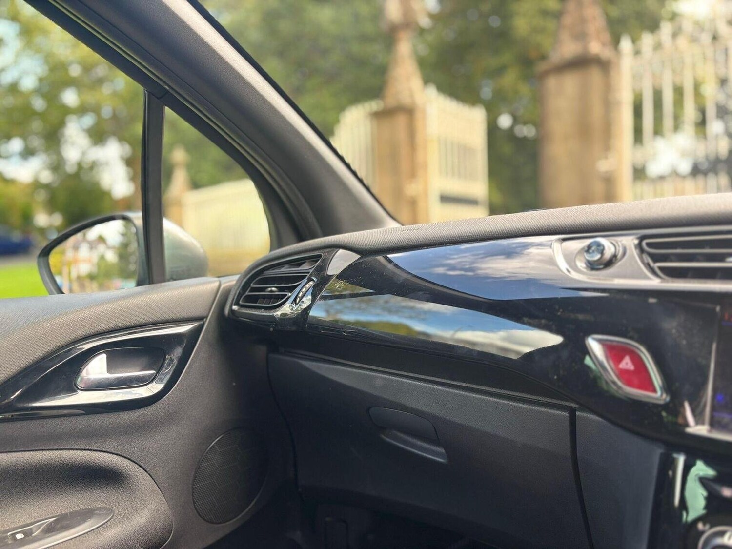 Used DS Automobiles DS 3 2015 for sale - 77303795: Photo 12