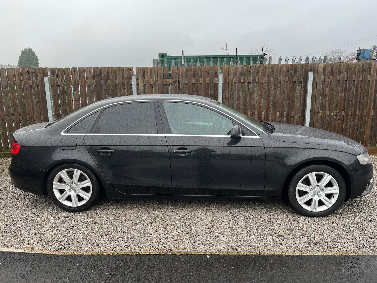 Used Audi A4 2010 for sale - 77689509: Photo 4