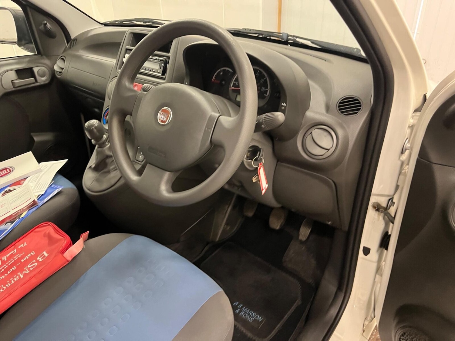 Vehicle 29