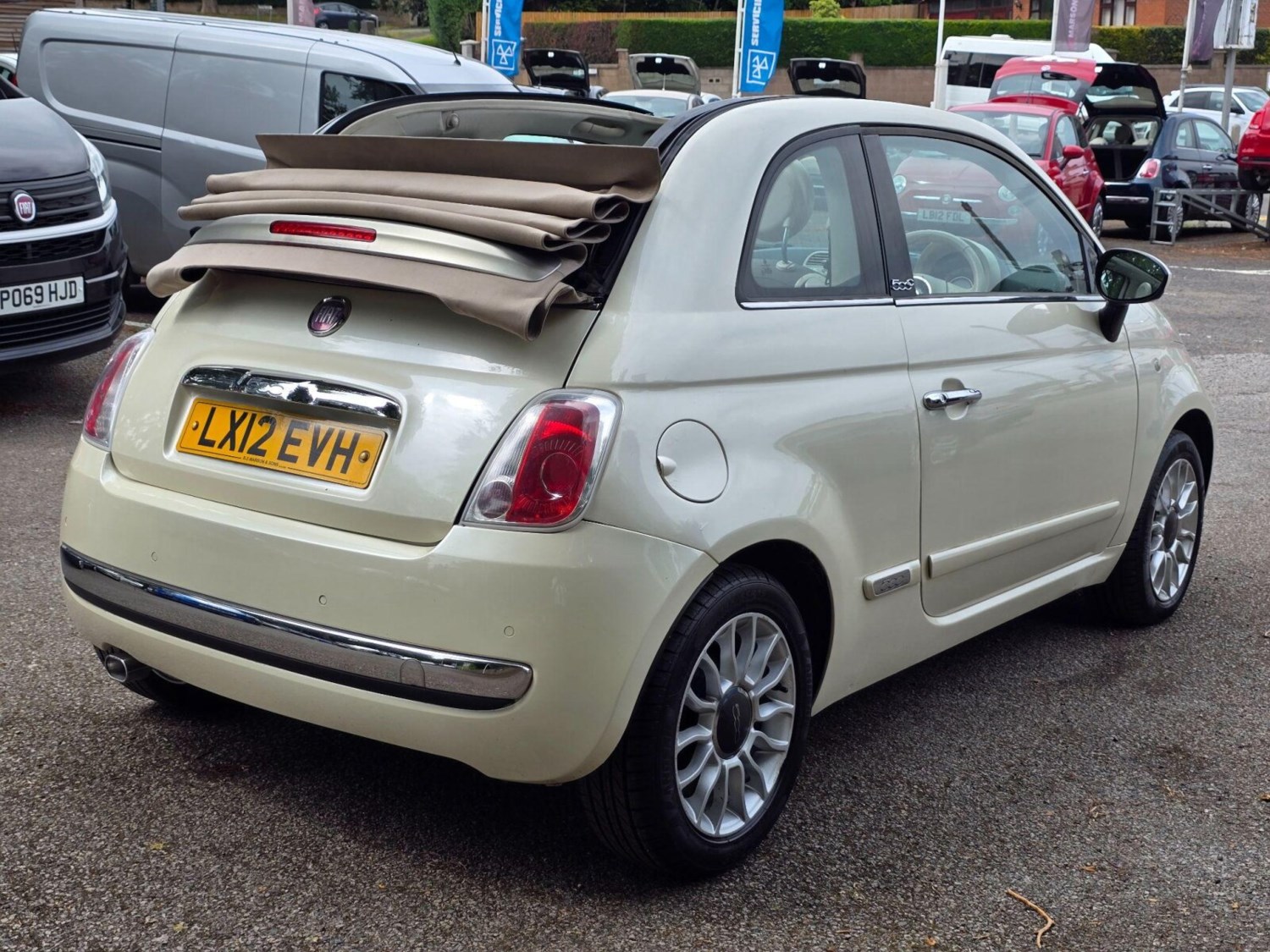 2012 Fiat 500C 1.2 Lounge Euro 5 2dr Convertible Petrol Manual - Picture 10 of 24