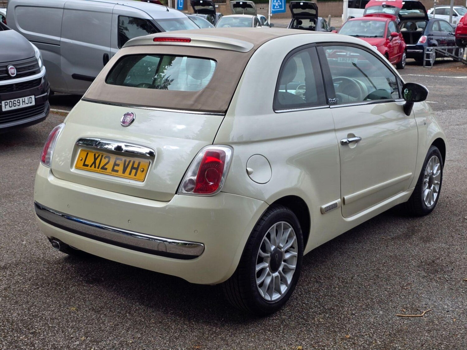 2012 Fiat 500C 1.2 Lounge Euro 5 2dr Convertible Petrol Manual - Picture 11 of 24