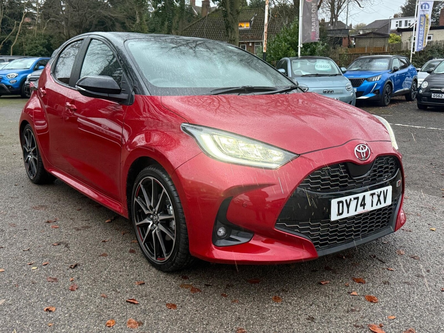 Used Toyota Yaris 2024 for sale - 76847081: Photo 1