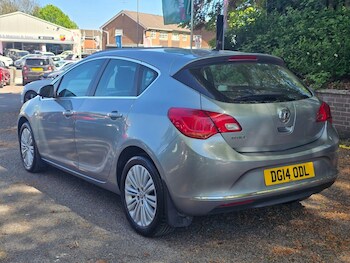 Used Vauxhall Astra 2014 for sale - 78336729: Photo