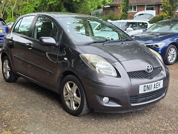 Used Toyota Yaris 2011 for sale - 78537993: Photo