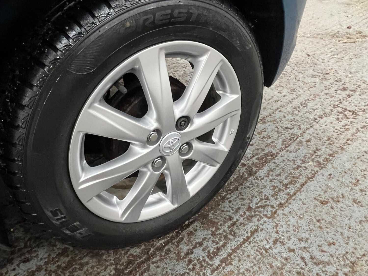 Used Toyota Yaris 2013 for sale - 77449628: Photo 29