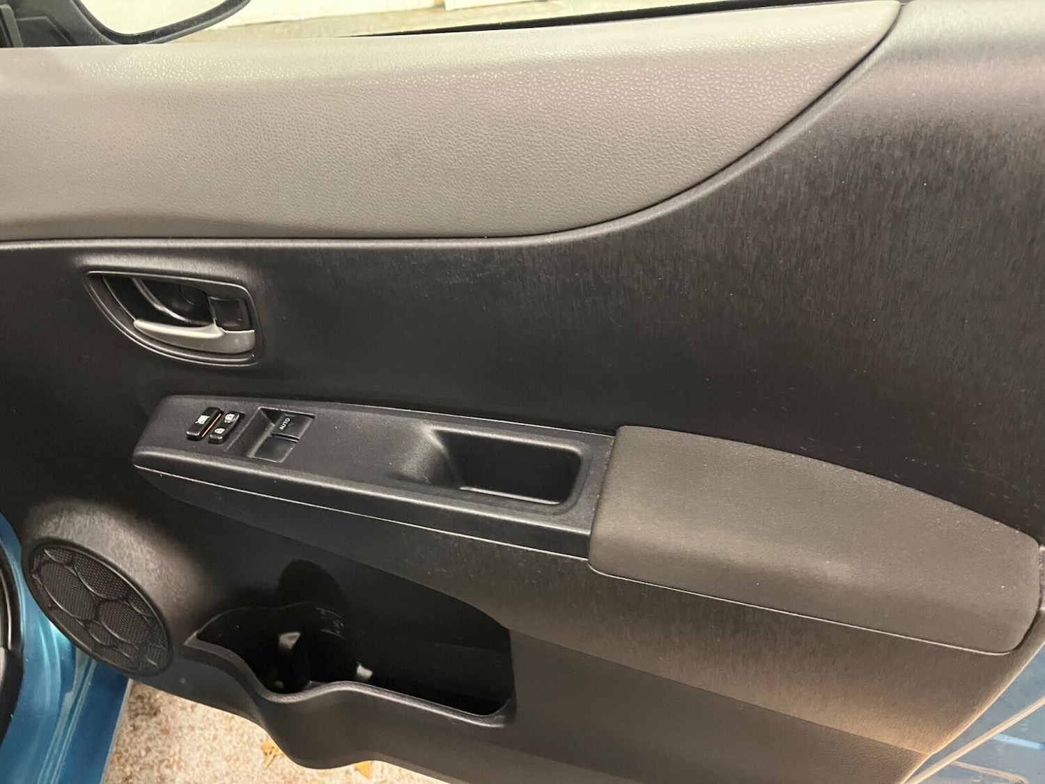 Used Toyota Yaris 2013 for sale - 77449628: Photo 9