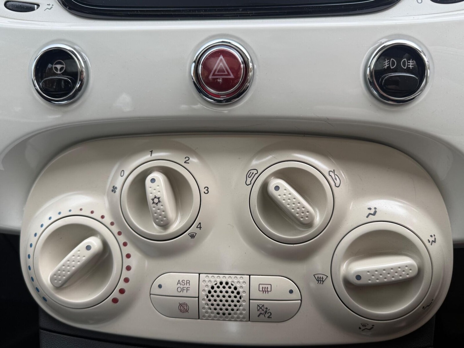 Used Fiat 500 2025 for sale - 76375478: Photo 30