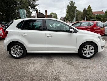 Used Volkswagen Polo 2014 for sale - 79566140: Photo