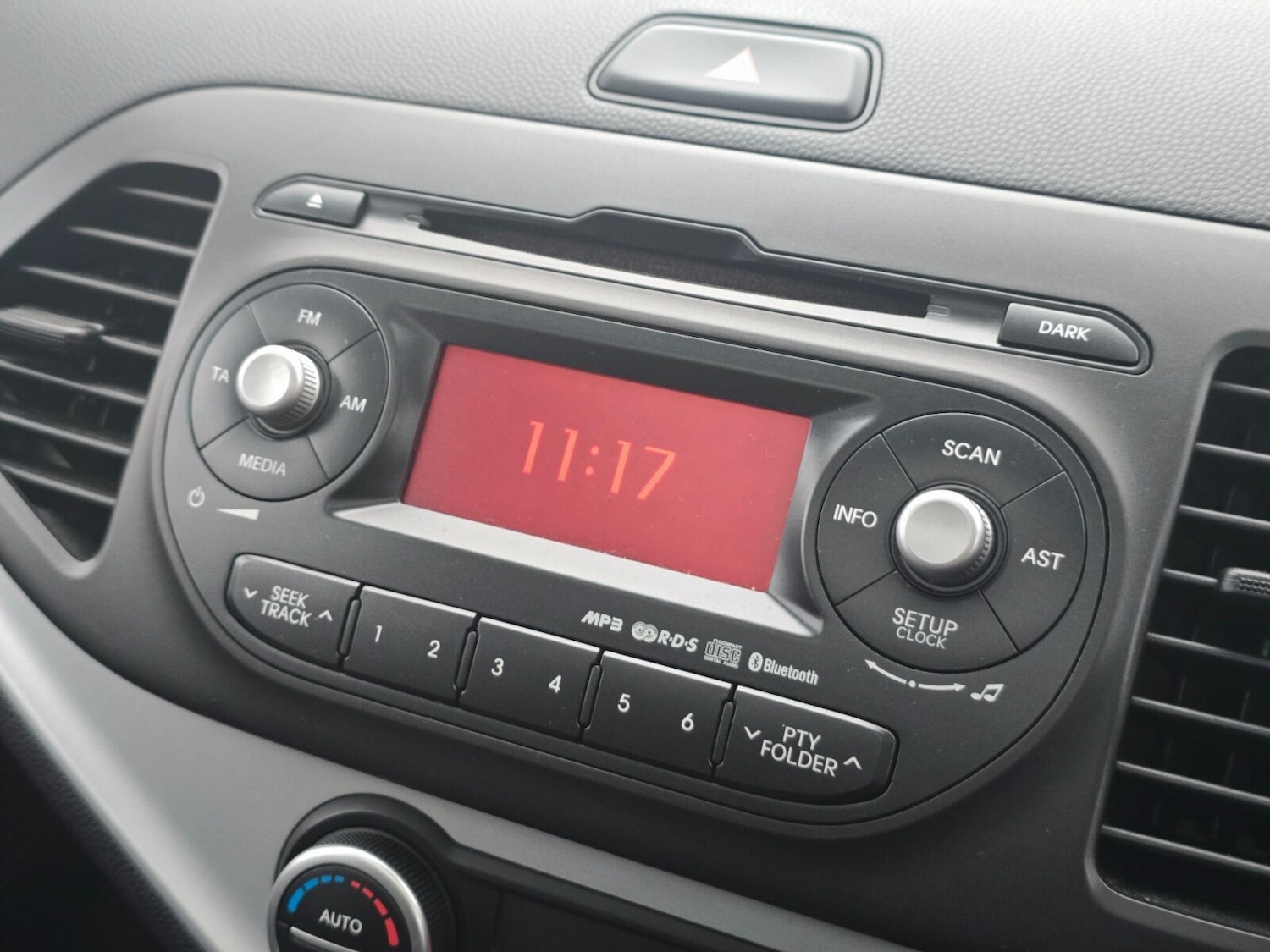 Used Kia Picanto 2014 for sale - 77285676: Photo 31