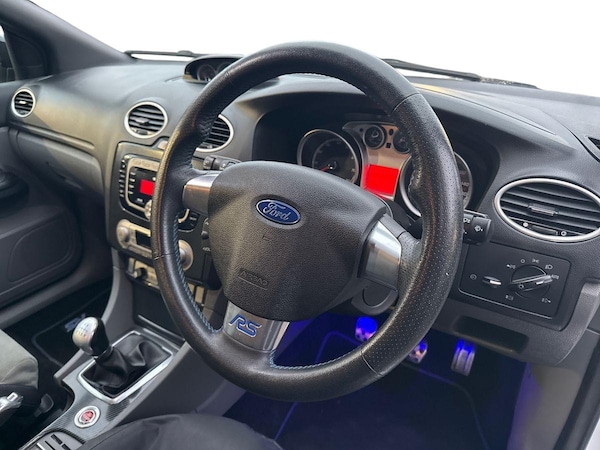 Used Ford Focus 2010 for sale - 75392018: Photo 10