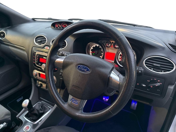 Used Ford Focus 2010 for sale - 75392018: Photo 11