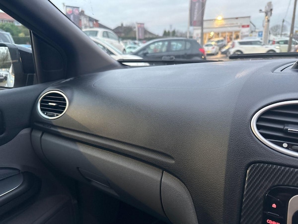 Used Ford Focus 2010 for sale - 75392018: Photo 19