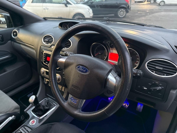 Used Ford Focus 2010 for sale - 75392018: Photo 38