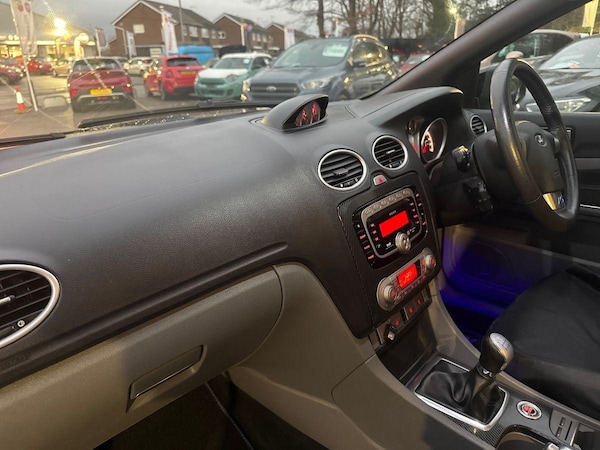 Used Ford Focus 2010 for sale - 75392018: Photo 42
