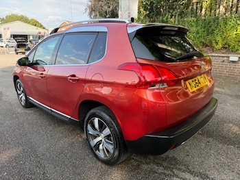 Used Peugeot 2008 2015 for sale - 75542540: Photo