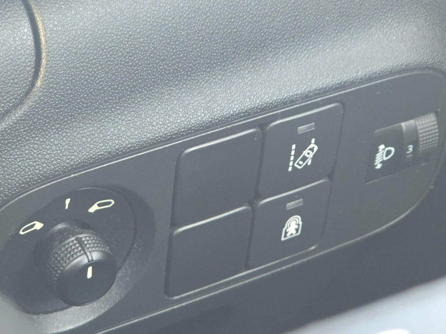 Used Citroen C3 2017 for sale - 77762757: Photo 24