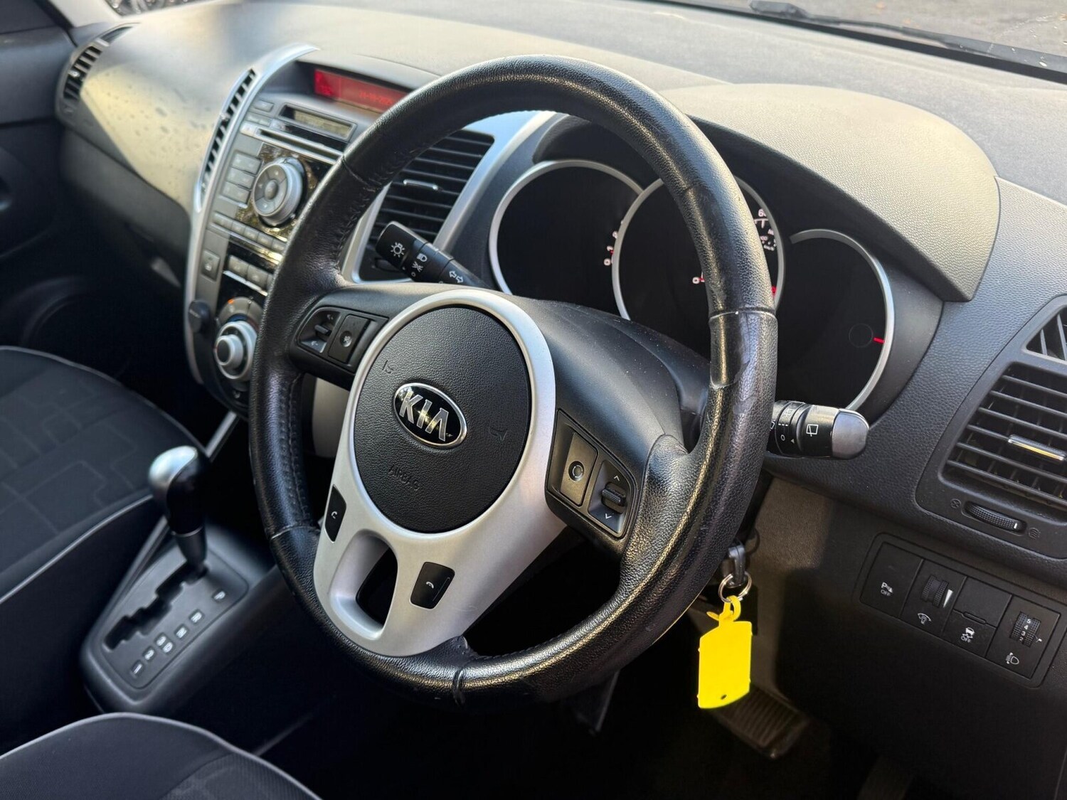 Used Kia Venga 2013 for sale - 76428241: Photo 18