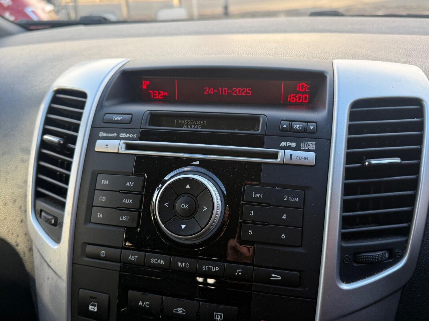 Used Kia Venga 2013 for sale - 76428241: Photo 26