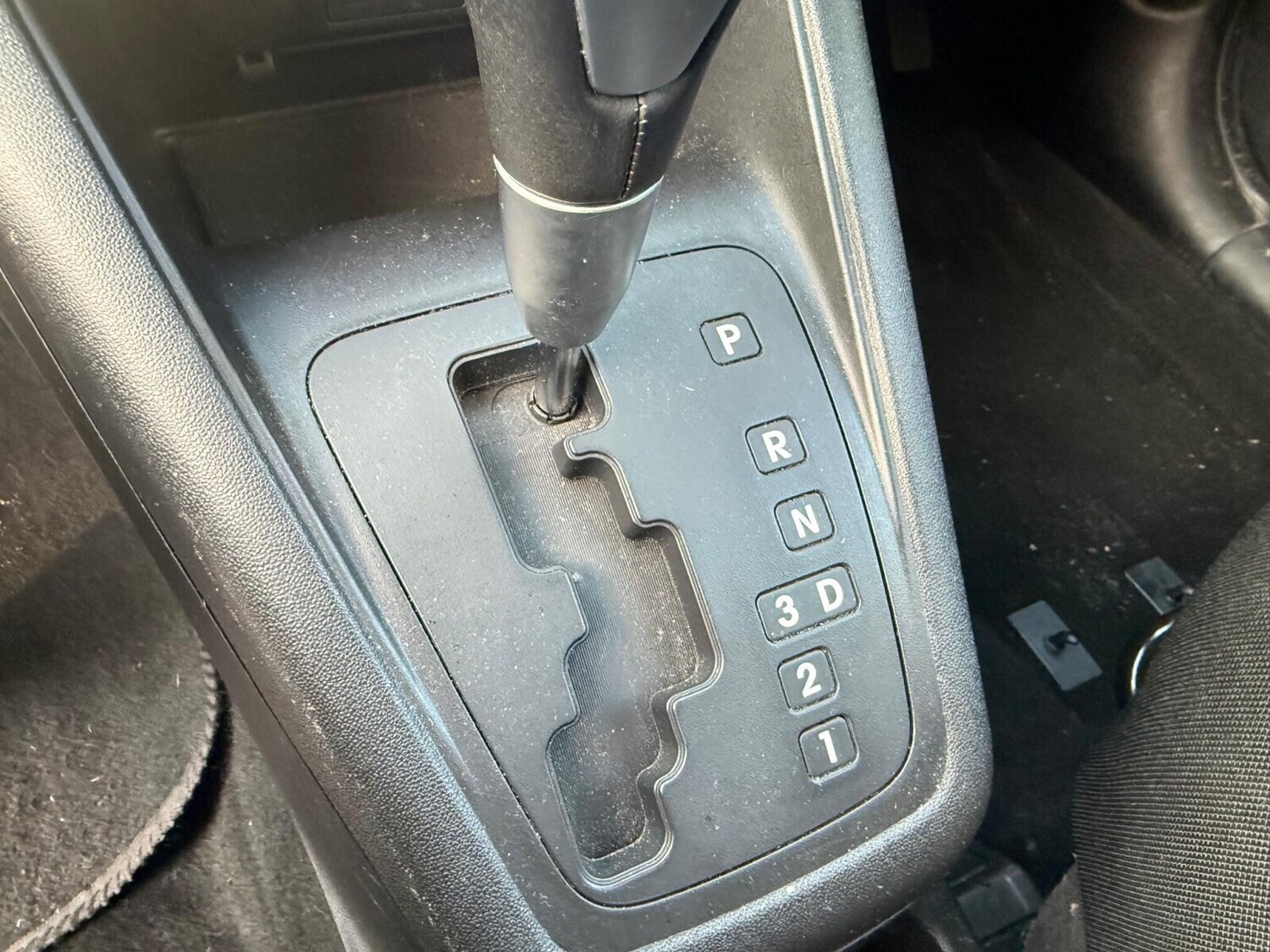 Used Kia Venga 2013 for sale - 76428241: Photo 38