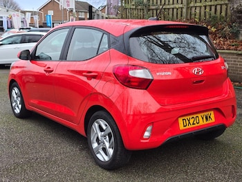 Used Hyundai i10 2020 for sale - 76780335: Photo